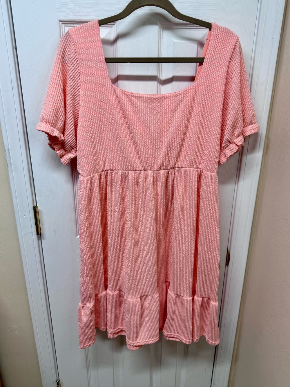 Simply Southern Coral Textured Square Neck Babydoll Mini Dress Large NWT - Picture 5 of 11